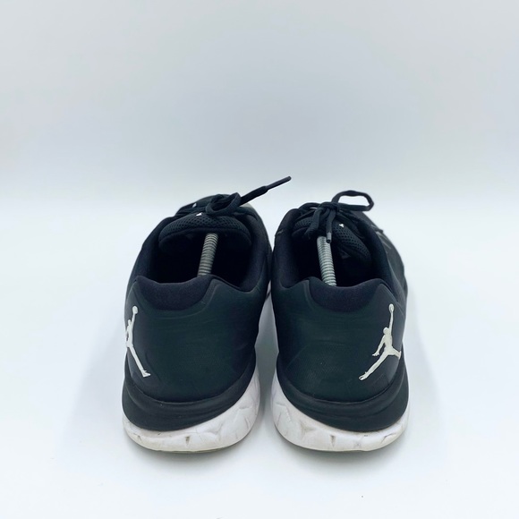 Jordan Flight Runner 2 - Size 12 Black/White 715572-005 - Picture 4 of 6